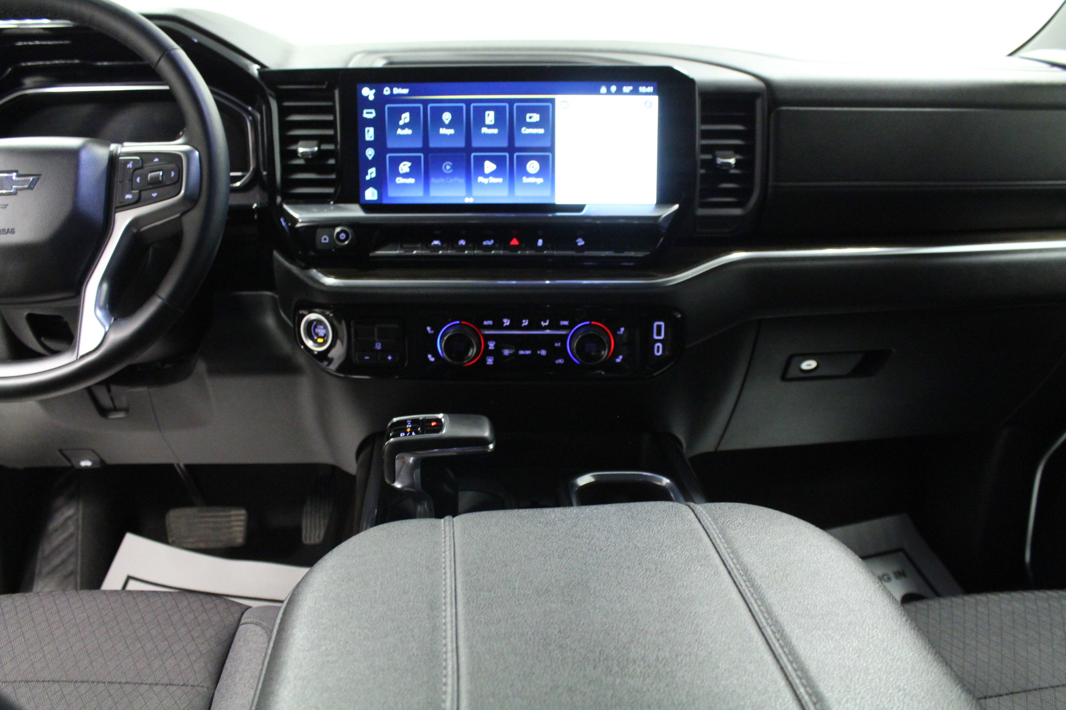 Used 2024 Chevrolet Silverado 1500 RST image 18