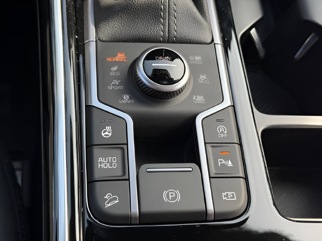 New 2026 Kia Sorento SX Prestige AWD/4WD image 17