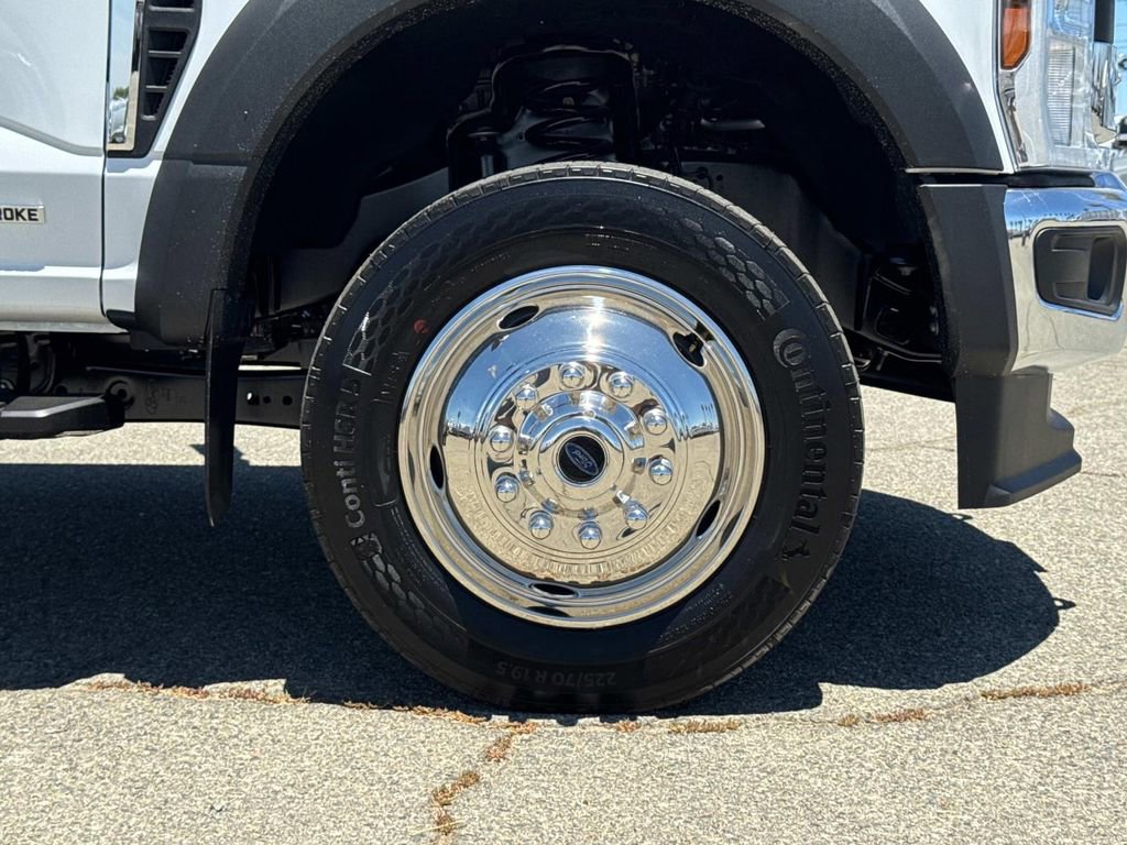 New 2025 Ford F550 2WD Regular Cab Super Duty image 26