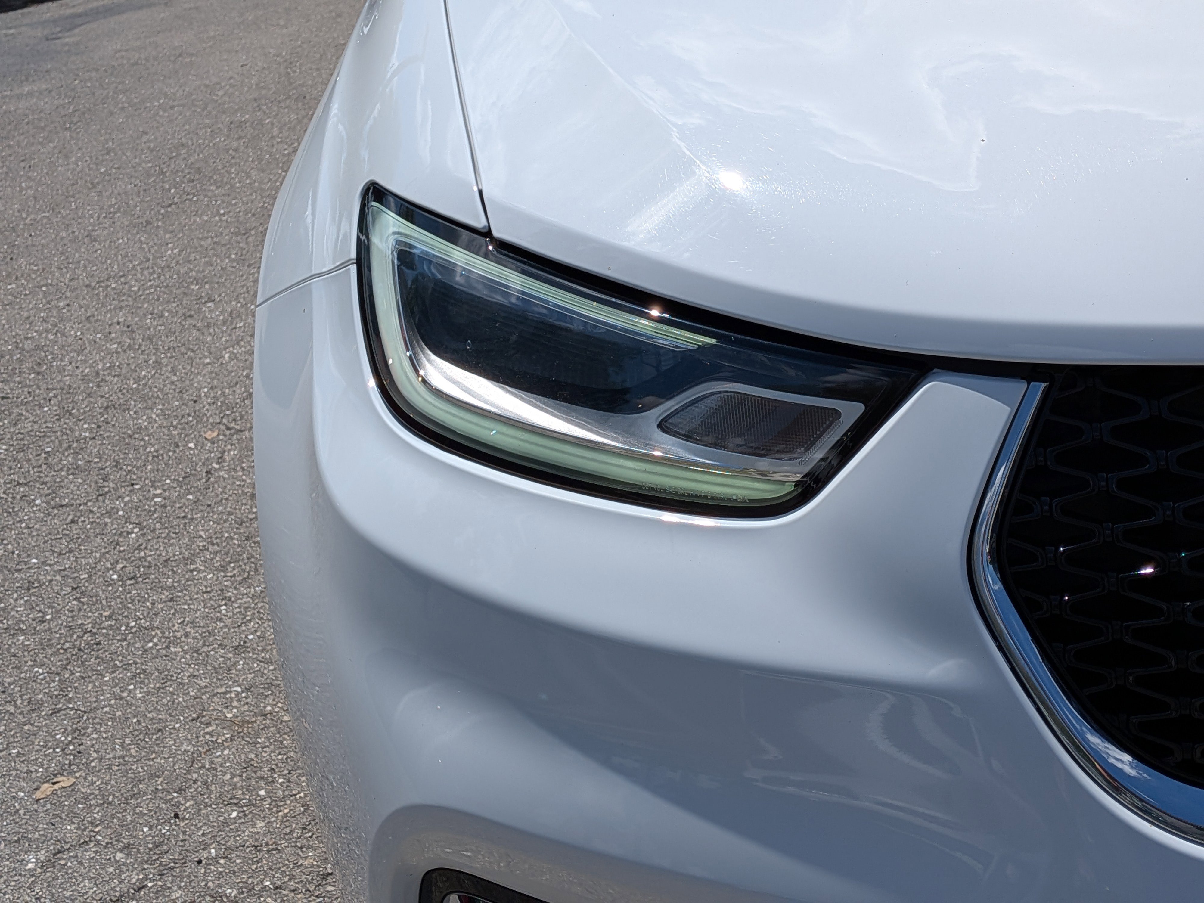 Used 2024 Chrysler Pacifica Touring-L image 10