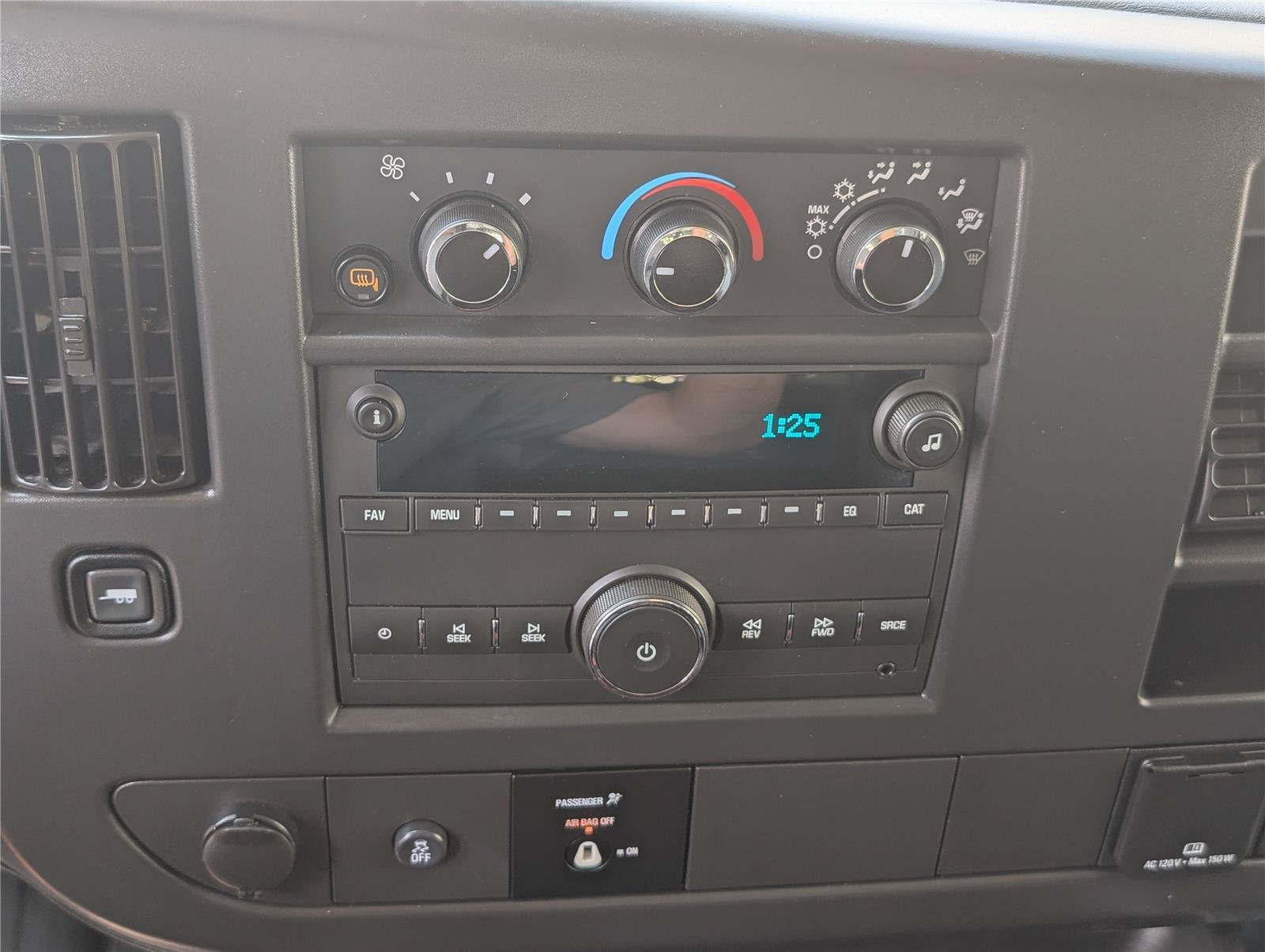 Used 2025 GMC Savana 2500 w/ Driver Convenience Package RWD image 20