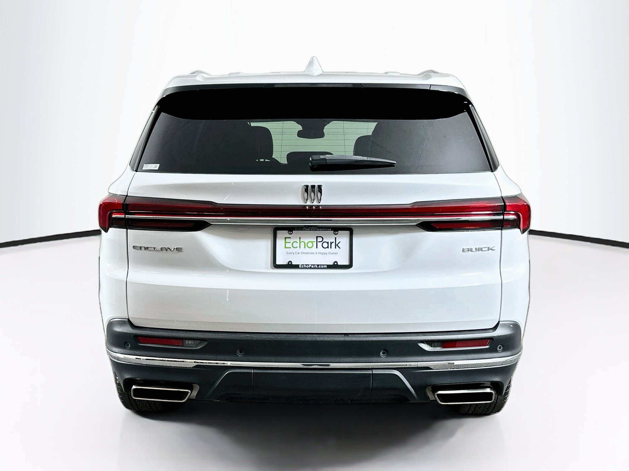 Used 2025 Buick Enclave Preferred FWD image 7