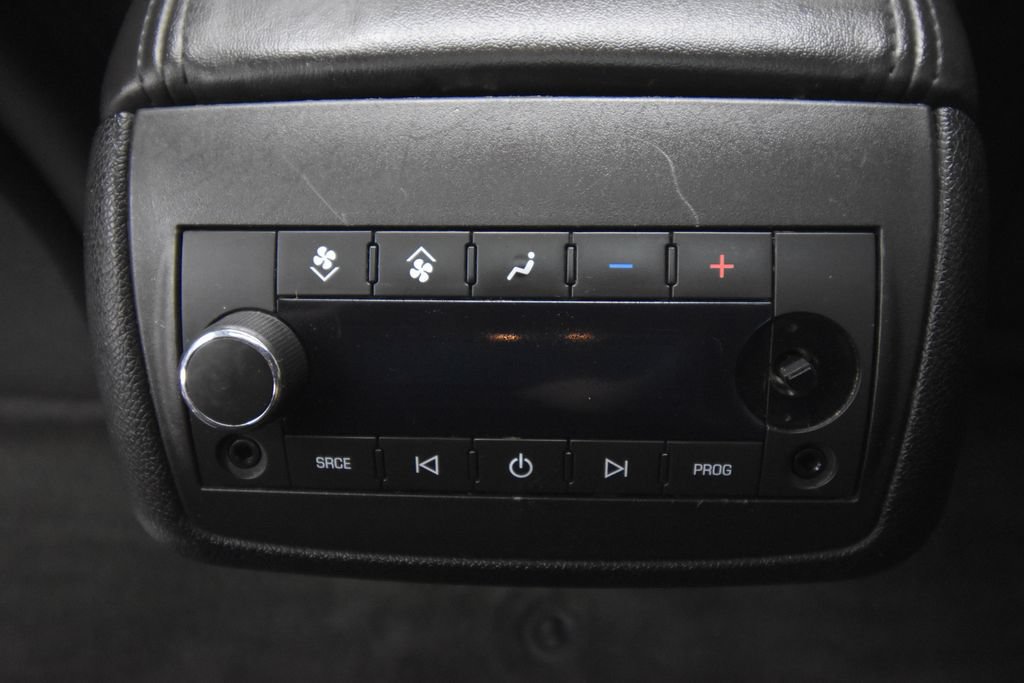 Used 2010 Chevrolet Traverse LT w/ Personal Connectivity Package AWD/4WD image 28