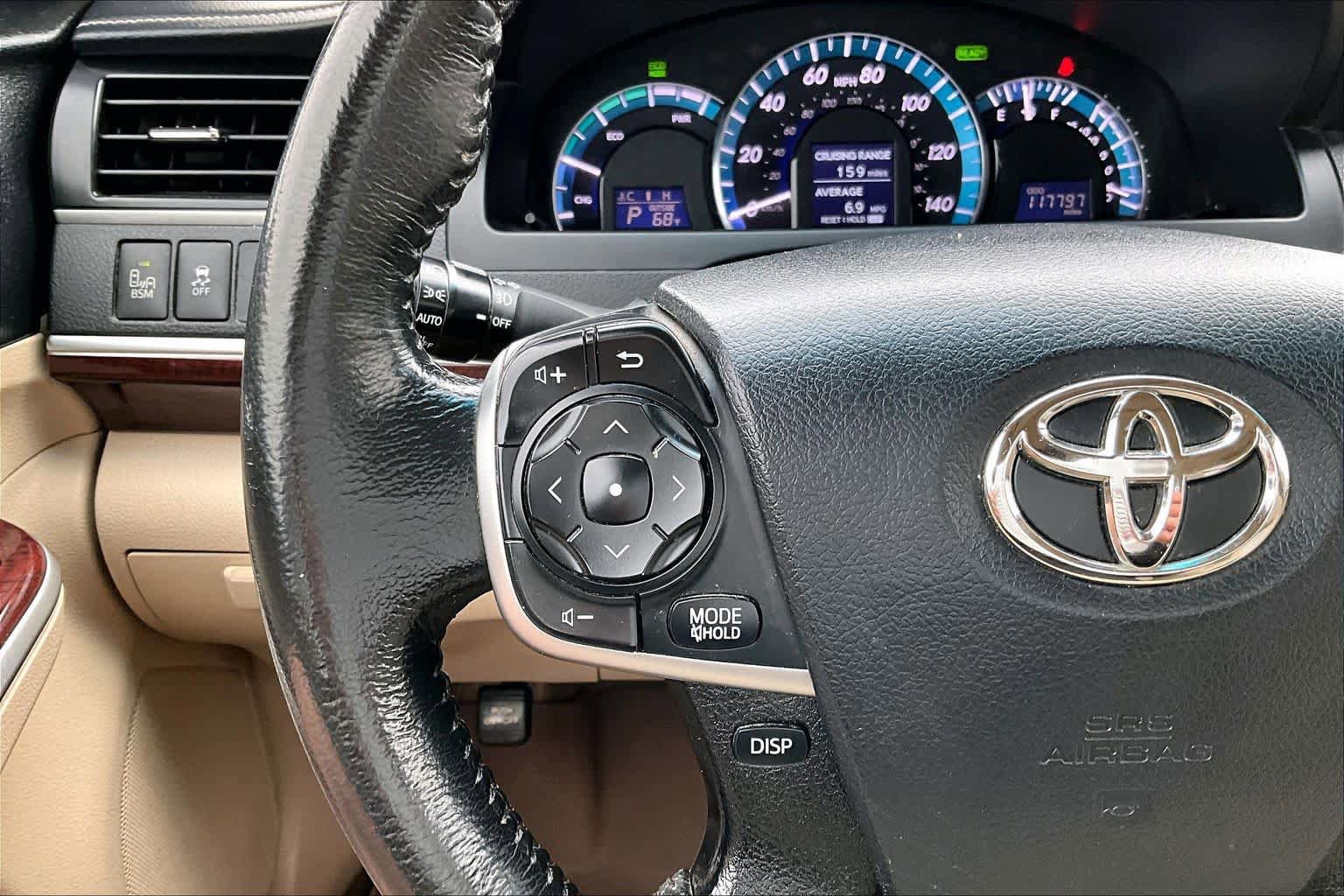 Used 2012 Toyota Camry XLE w/ Leather Pkg FWD image 24