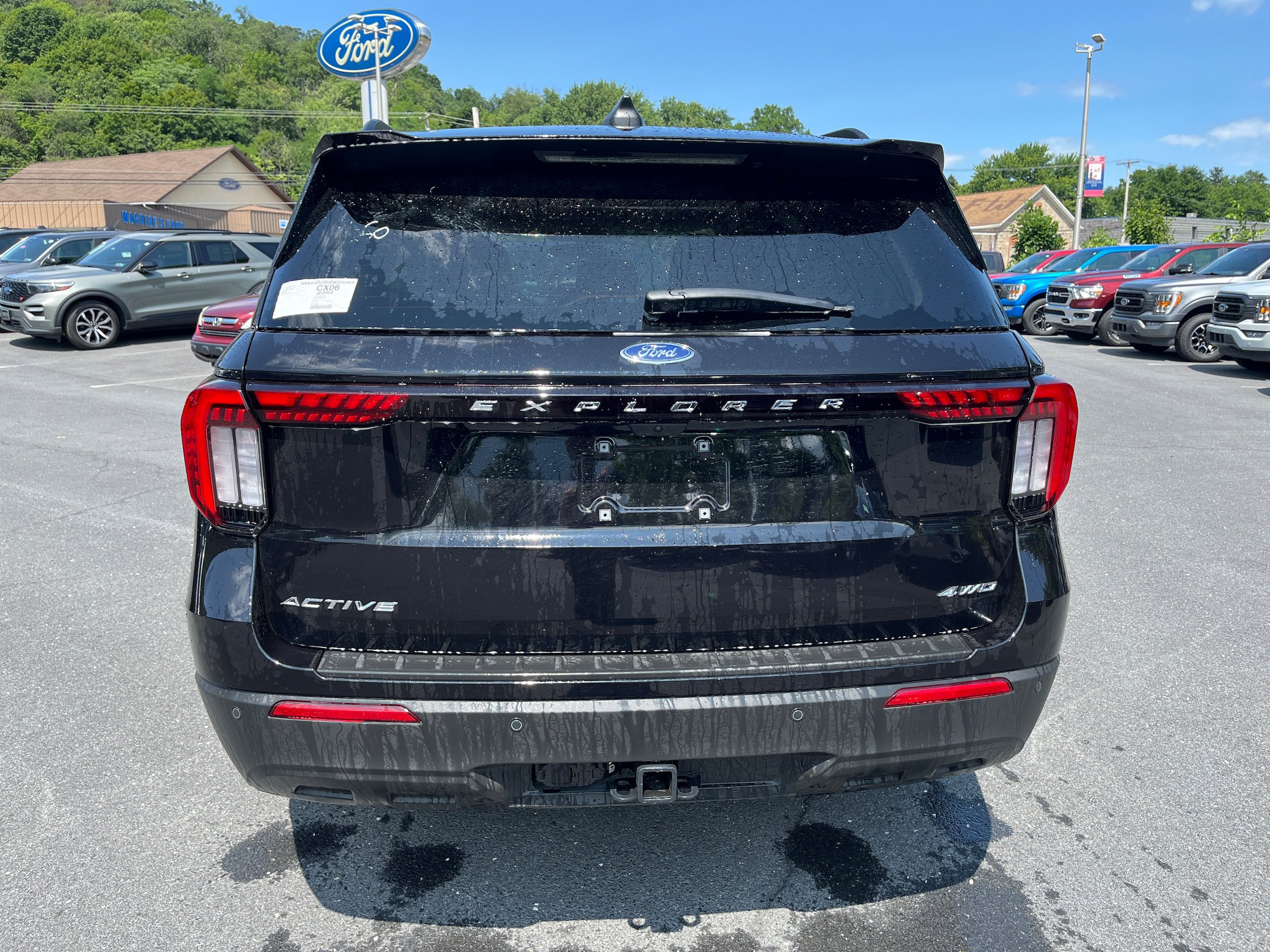 New 2026 Ford Explorer Active AWD/4WD image 6