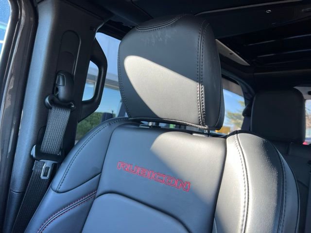 Used 2025 Jeep Wrangler Unlimited Rubicon w/ XTREMEE 35" Tire Package image 18
