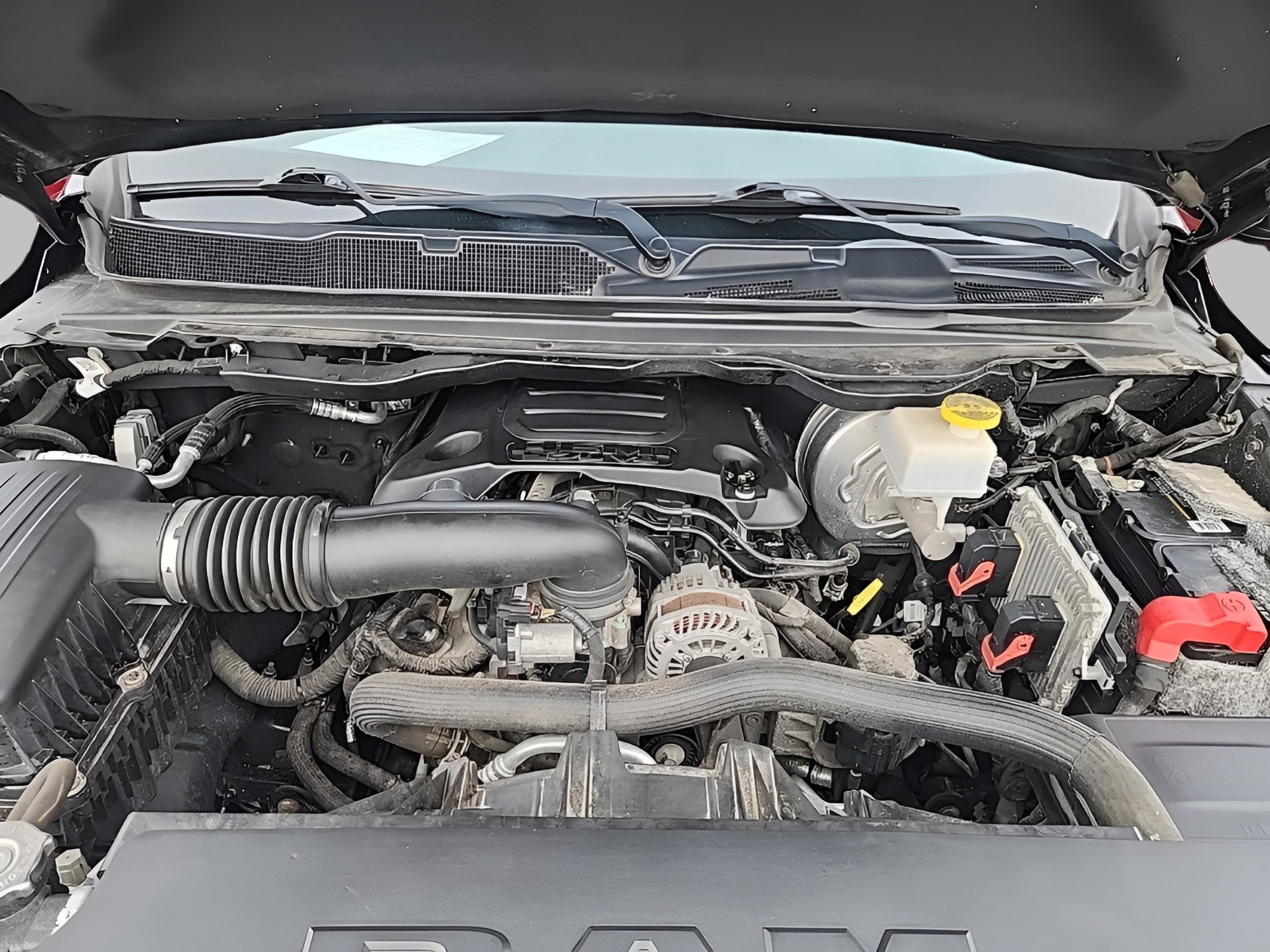 Used 2019 RAM 1500 Laramie image 27