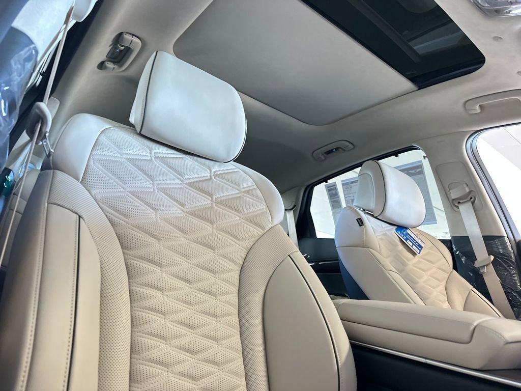 New 2026 Genesis GV80 3.5T e-SC image 17