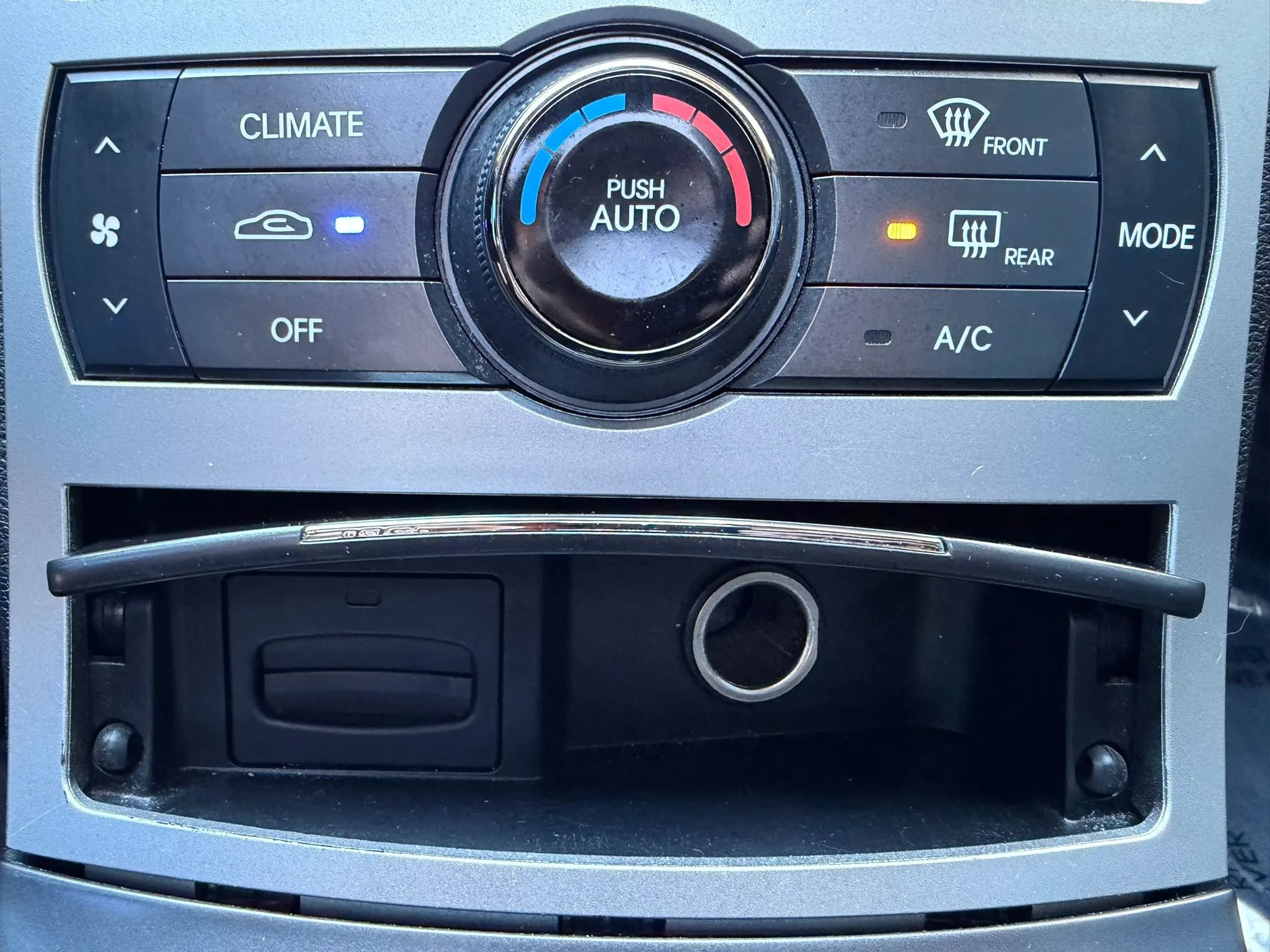 Used 2011 Hyundai Genesis 2.0T RWD image 17
