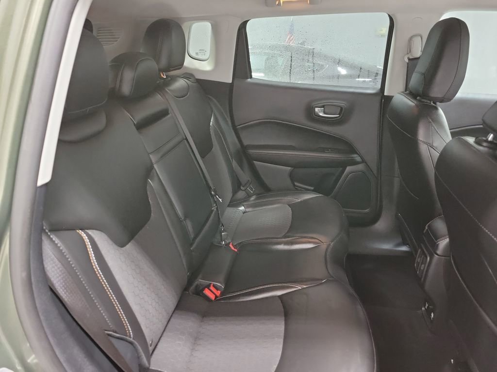 Used 2019 Jeep Compass Latitude image 16