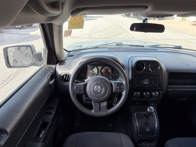 Used 2015 Jeep Patriot Sport w/ Power Value Group FWD image 18