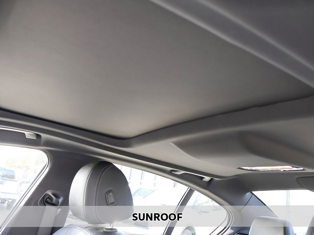 Used 2023 BMW 540i w/ M Sport Package image 4