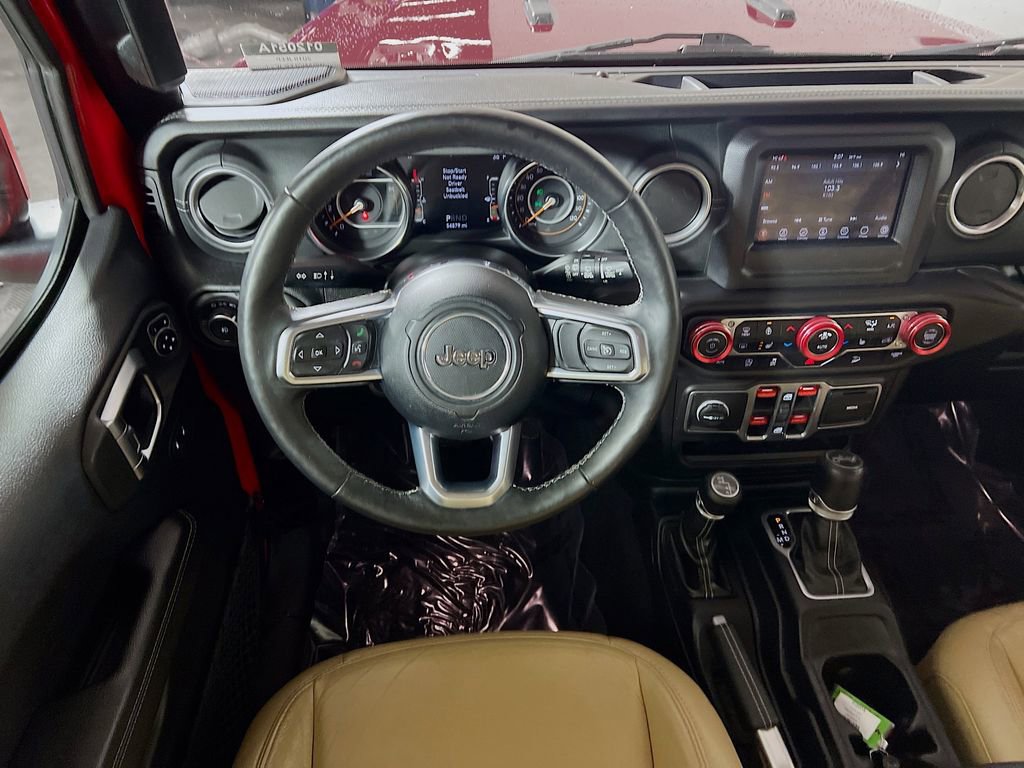 Used 2018 Jeep Wrangler Unlimited Sahara w/ Cold Weather Group image 19