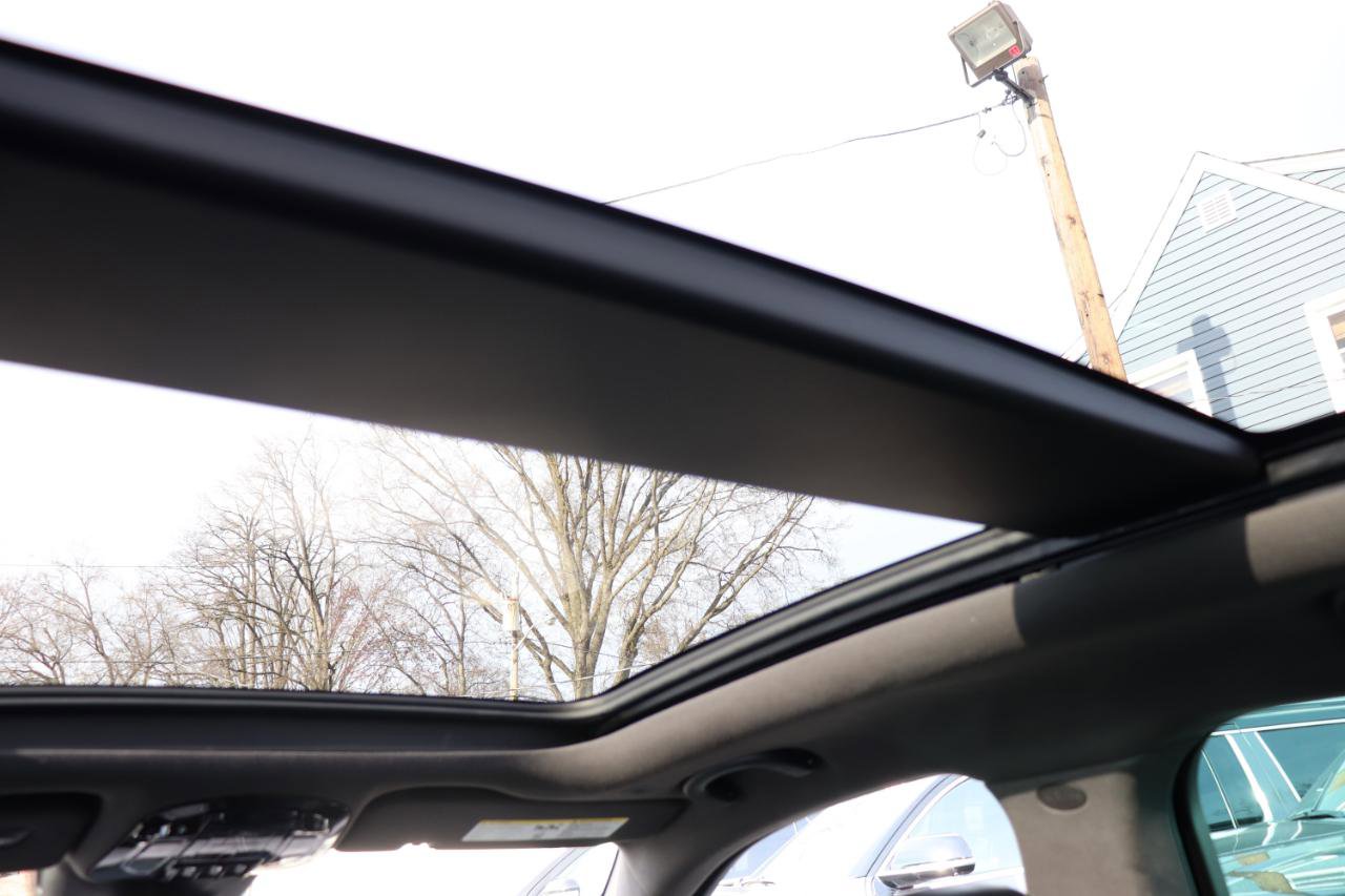 Used 2023 Maserati Grecale GT image 21