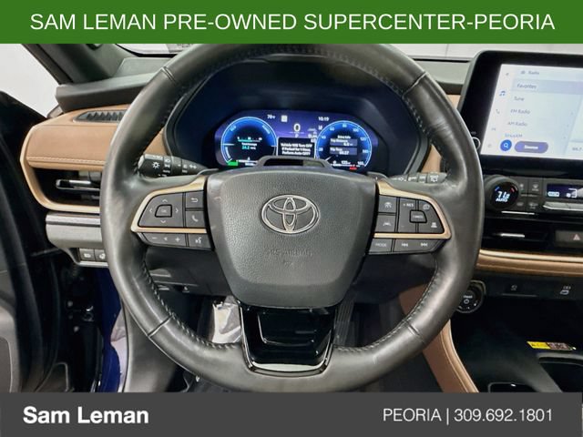 Used 2024 Toyota Grand Highlander AWD Hybrid image 11