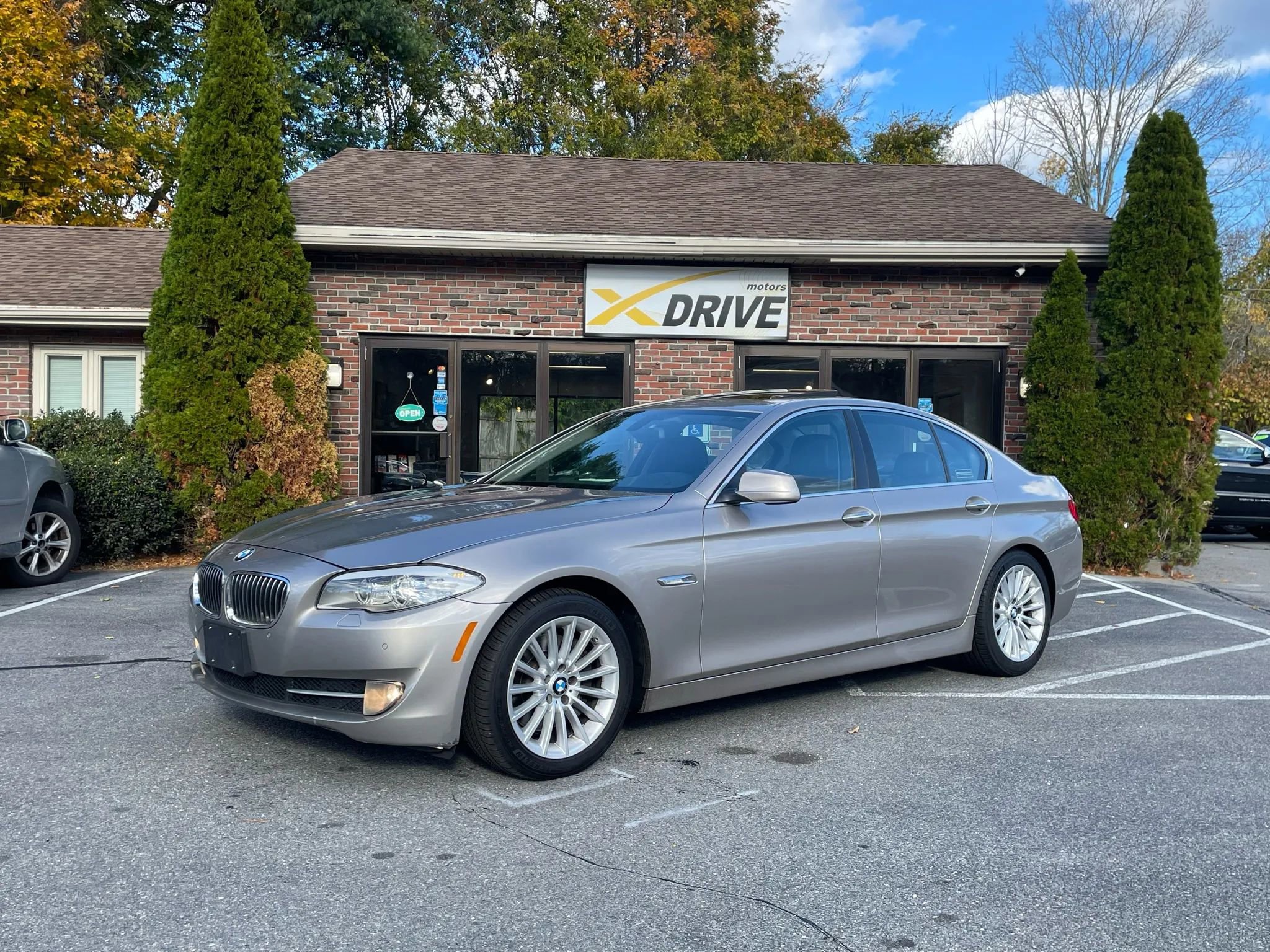 Used 2013 BMW 535i xDrive Sedan image 2