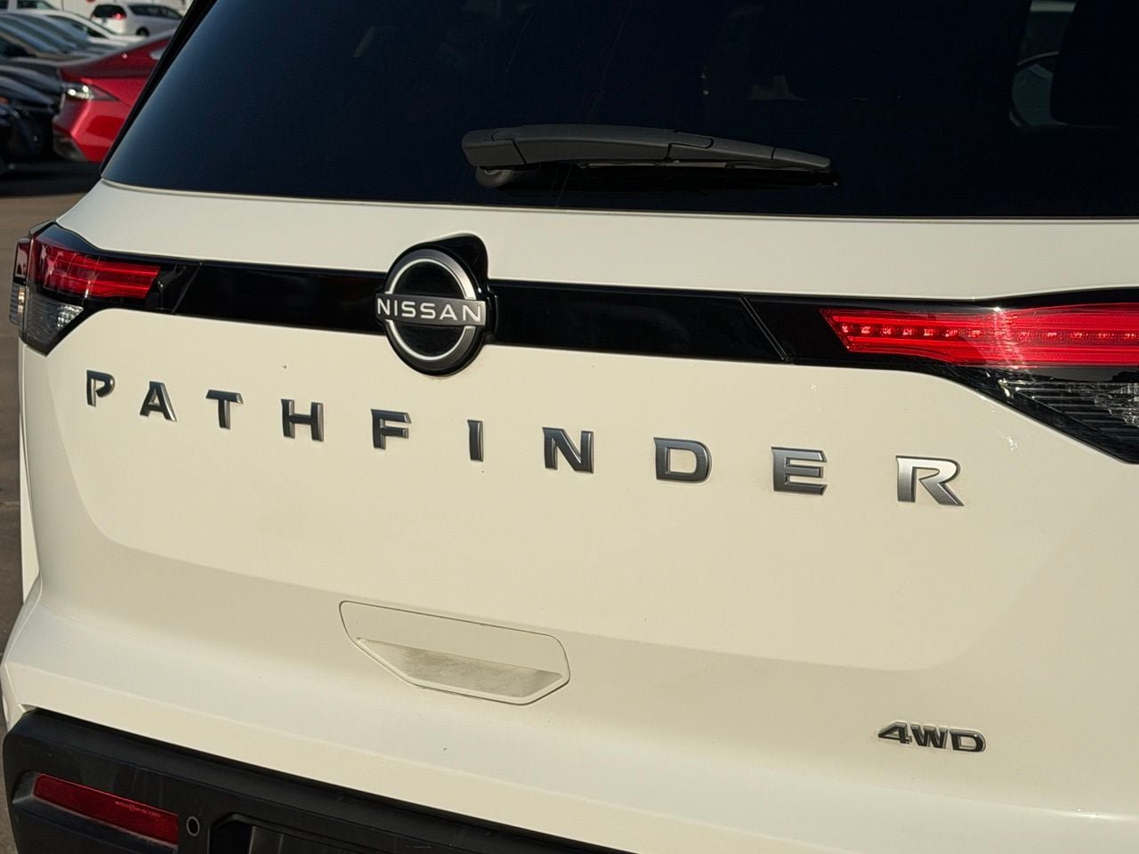 Certified 2025 Nissan Pathfinder SV w/ SV Premium Package AWD/4WD image 9