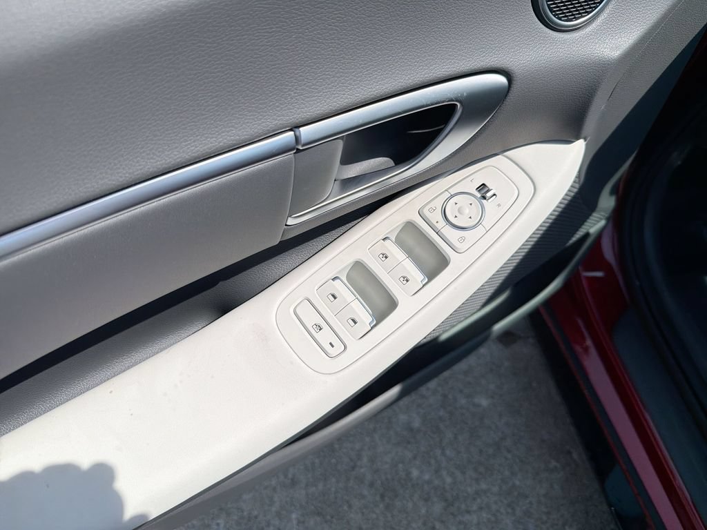 New 2026 Hyundai Sonata SEL FWD image 15