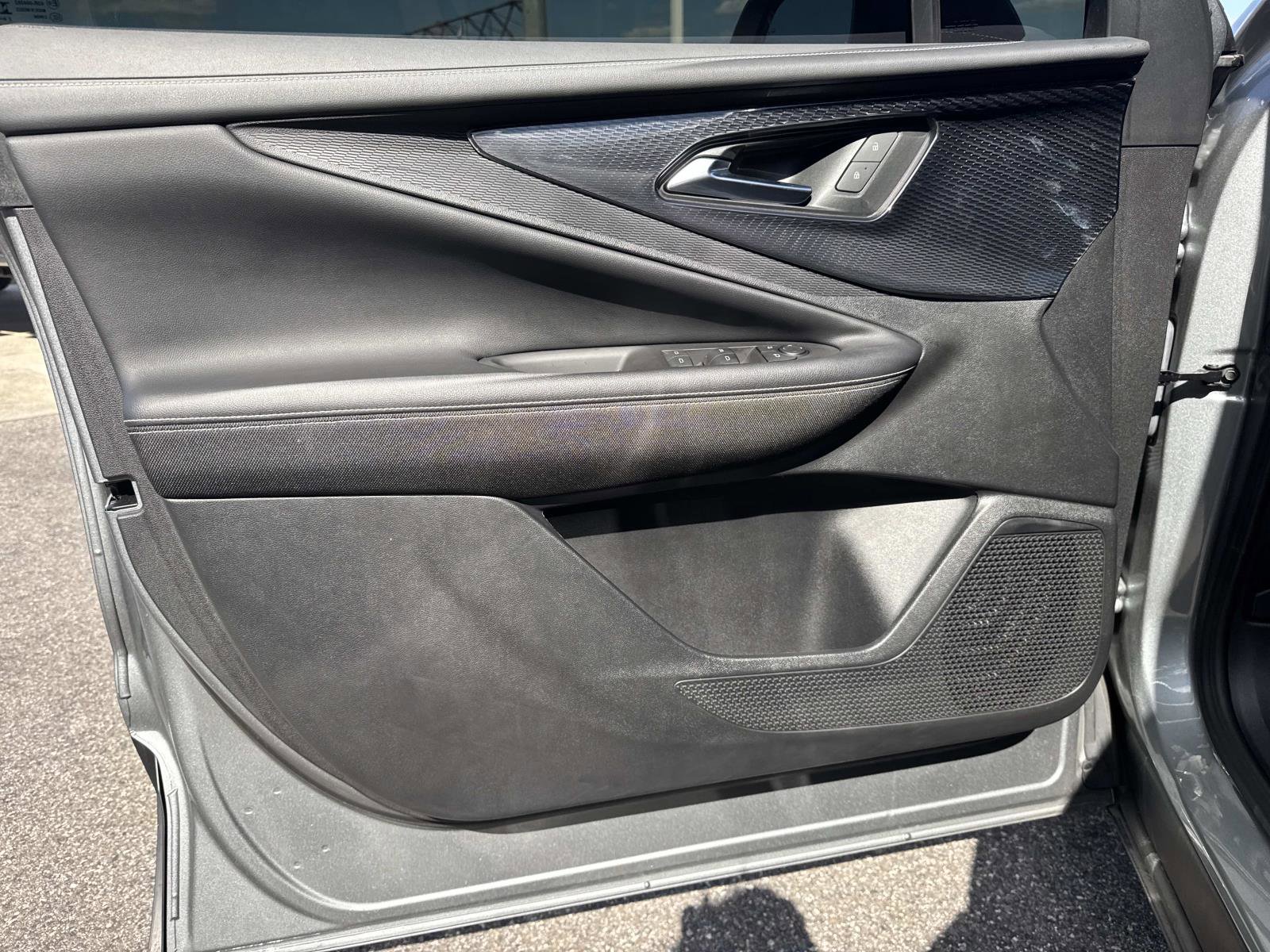 Used 2025 Chevrolet Blazer EV LT image 14