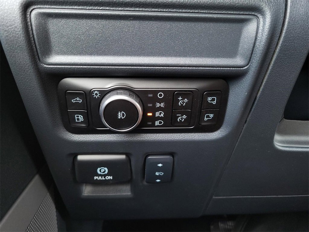 New 2025 Ford F150 Lariat w/ Equipment Group 502A High image 8