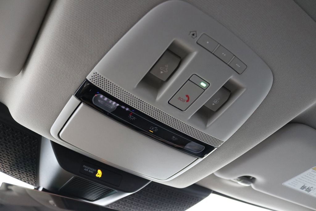 Used 2024 Nissan Ariya AWD image 50