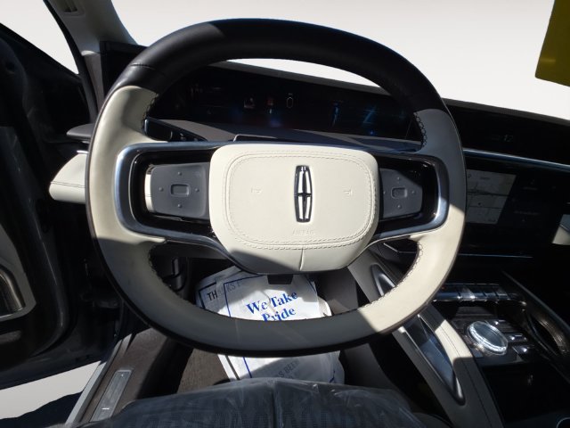 Used 2026 Lincoln Nautilus Black Label AWD/4WD image 13