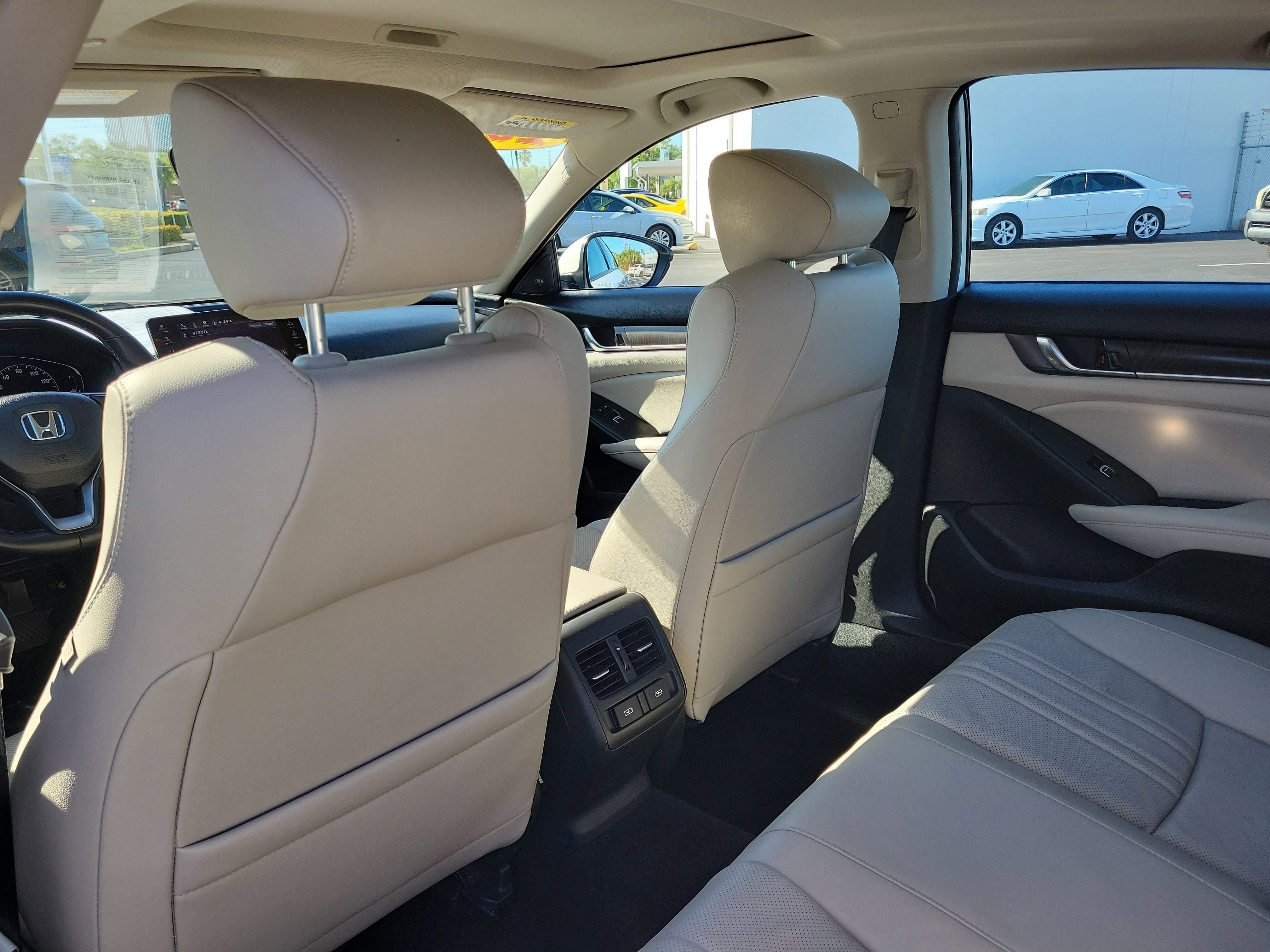 Used 2021 Honda Accord EX-L image 10