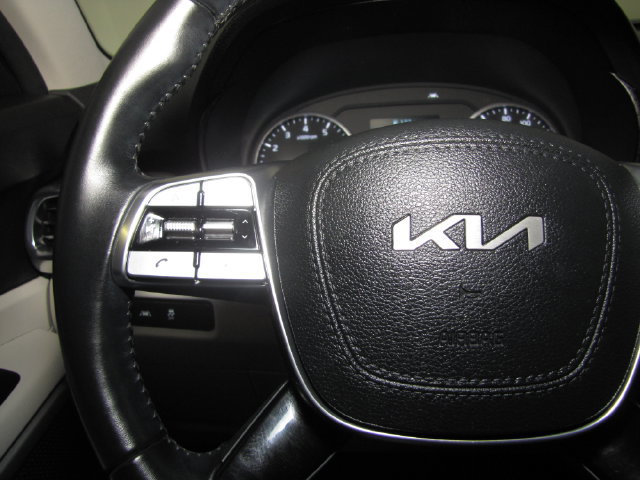 Used 2022 Kia Telluride S AWD/4WD image 28