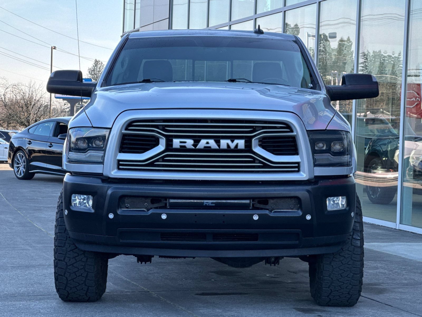 Used 2018 RAM 2500 Laramie w/ Sport Appearance Group AWD/4WD image 8