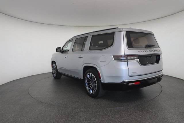 Used 2023 Jeep Grand Wagoneer Series III AWD/4WD image 11