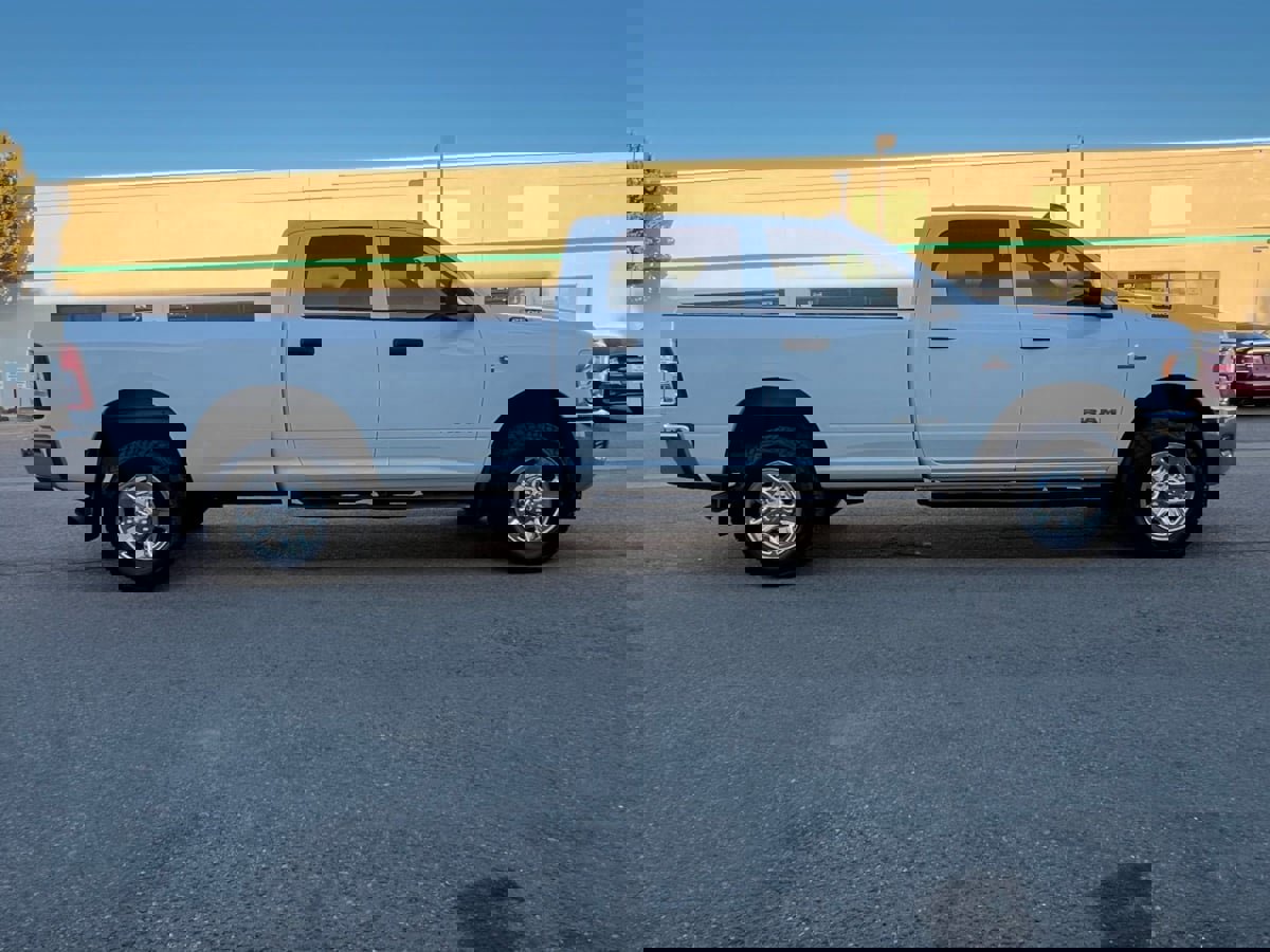 Used 2022 RAM 2500 Tradesman image 2