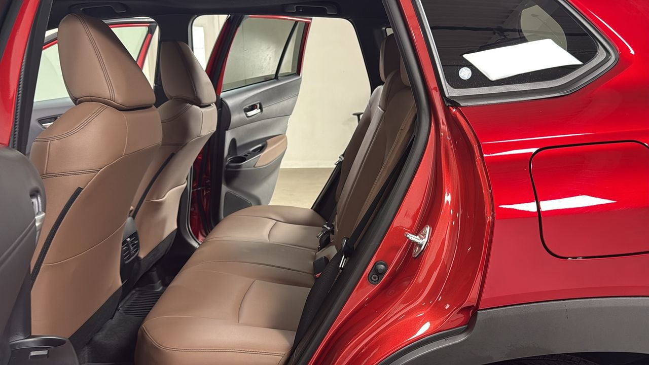 Certified 2026 Toyota Corolla Cross XLE w/ Convenience Package image 15