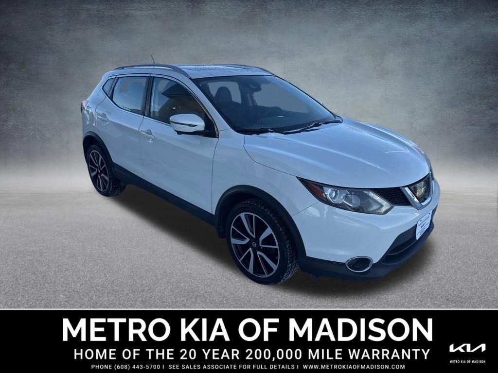 Used 2017 Nissan Rogue Sport SL w/ SL Premium Package image 8