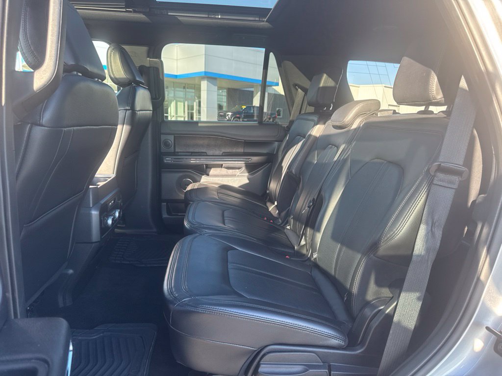 Used 2021 Ford Expedition Limited AWD/4WD image 22