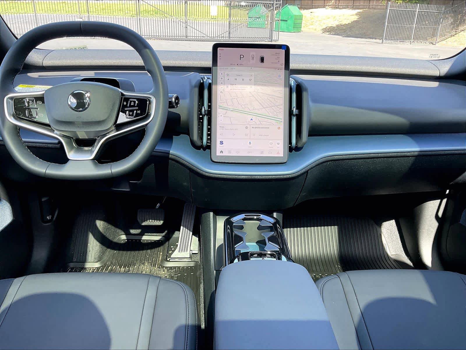 New 2026 Volvo EX30 Plus w/ Protection Package RWD image 9