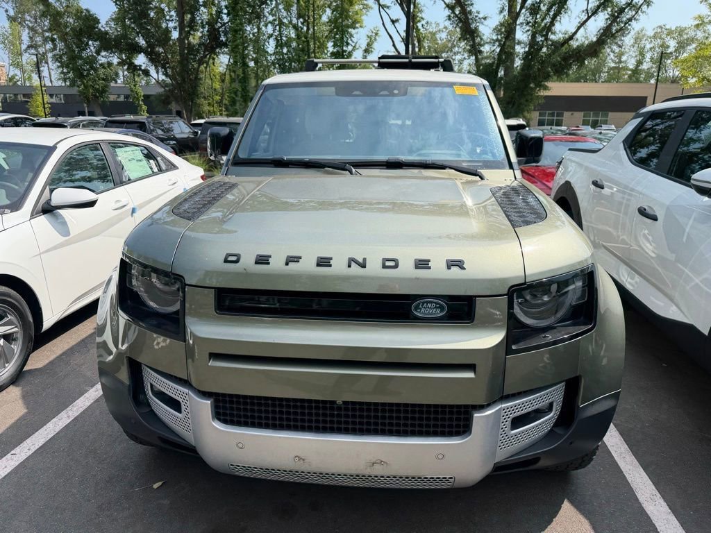 Used 2021 Land Rover Defender 110 S AWD/4WD image 2