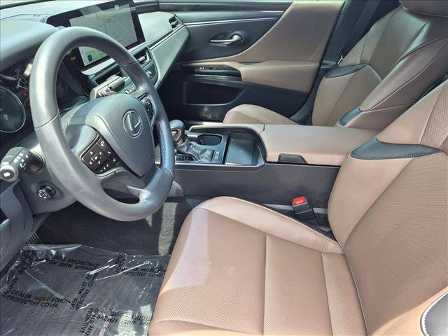 Certified 2025 Lexus ES 300h w/ Premium Package FWD image 16