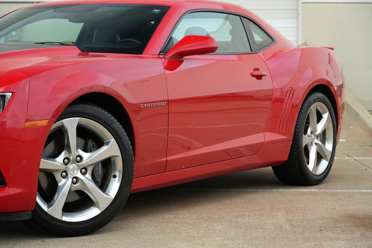 Used 2015 Chevrolet Camaro SS w/ RS Package RWD image 22