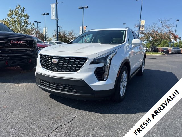 Certified 2022 Cadillac XT4 Luxury w/ Cold Weather Package