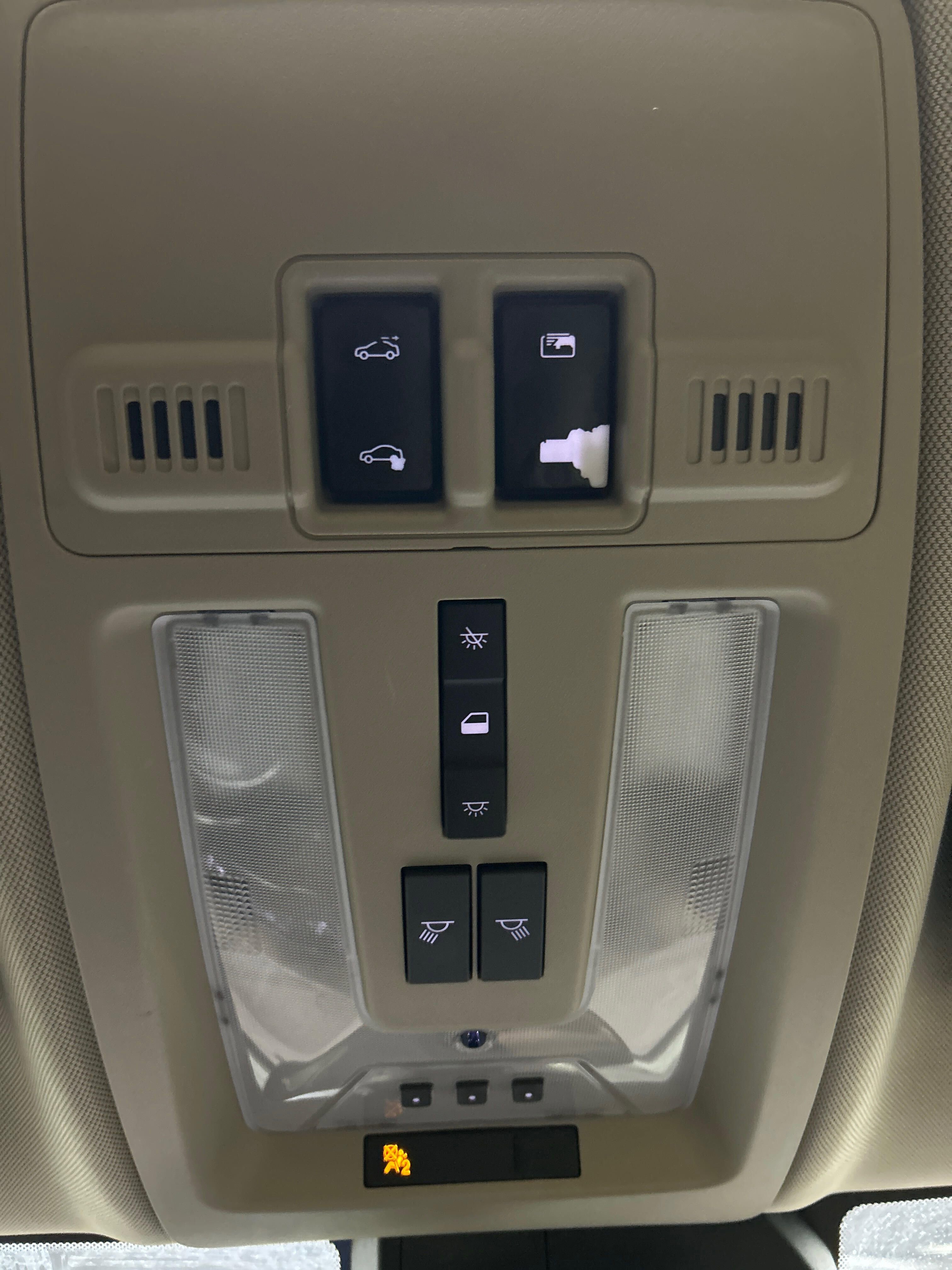 Used 2013 Cadillac SRX Premium image 19