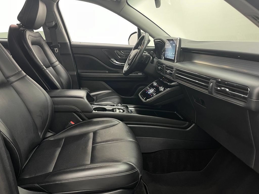 Used 2020 Lincoln Corsair AWD w/ Equipment Group 101A image 32