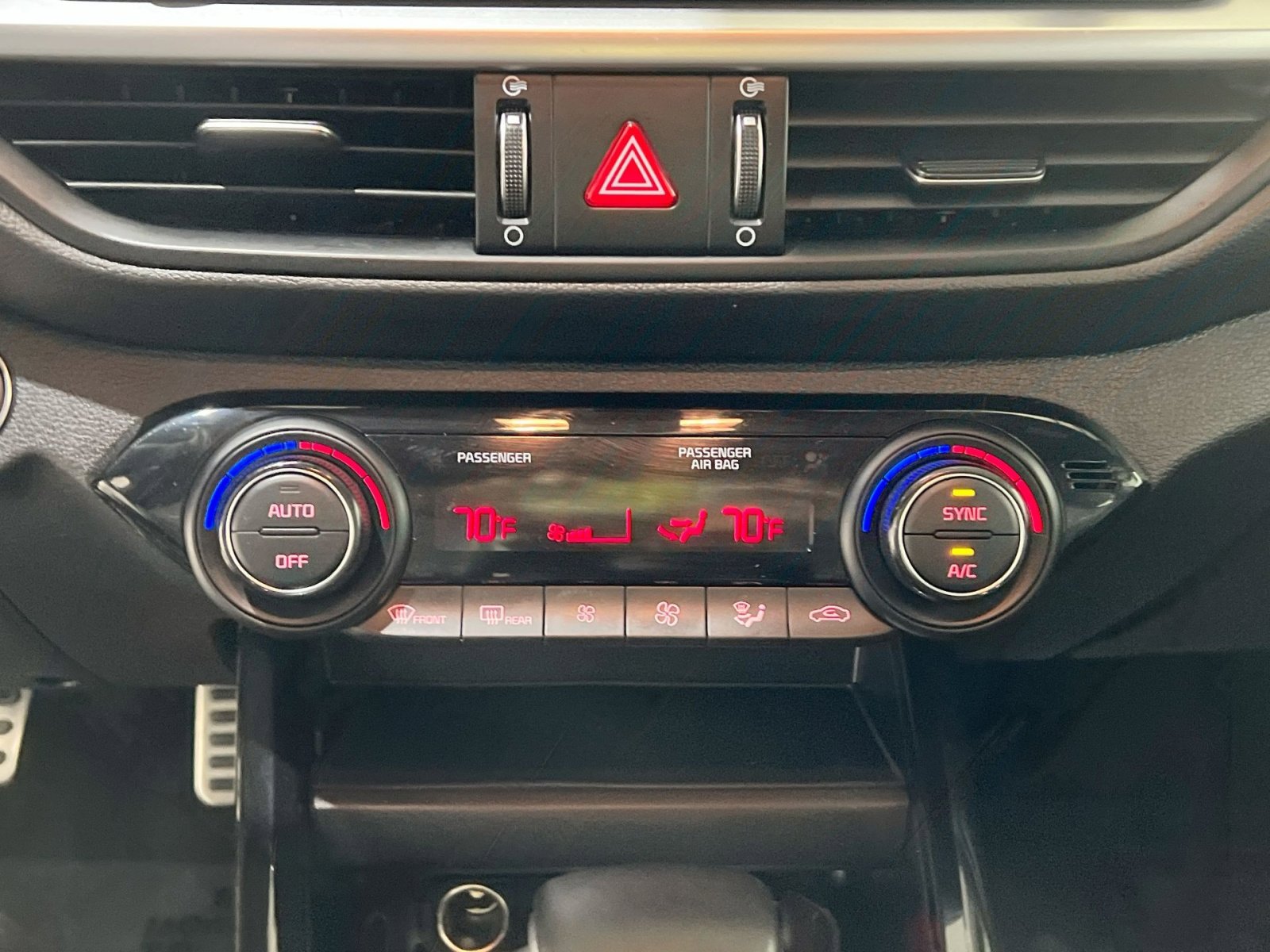 Used 2024 Kia Forte GT-Line image 20