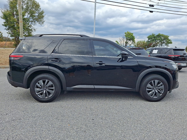 Certified 2022 Nissan Pathfinder SV image 7
