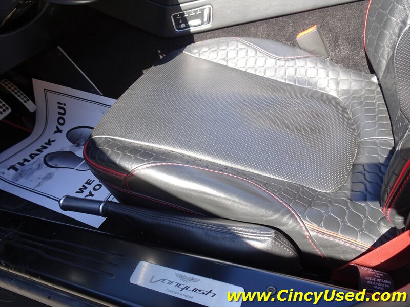 Used 2014 Aston Martin Vanquish Volante RWD image 30