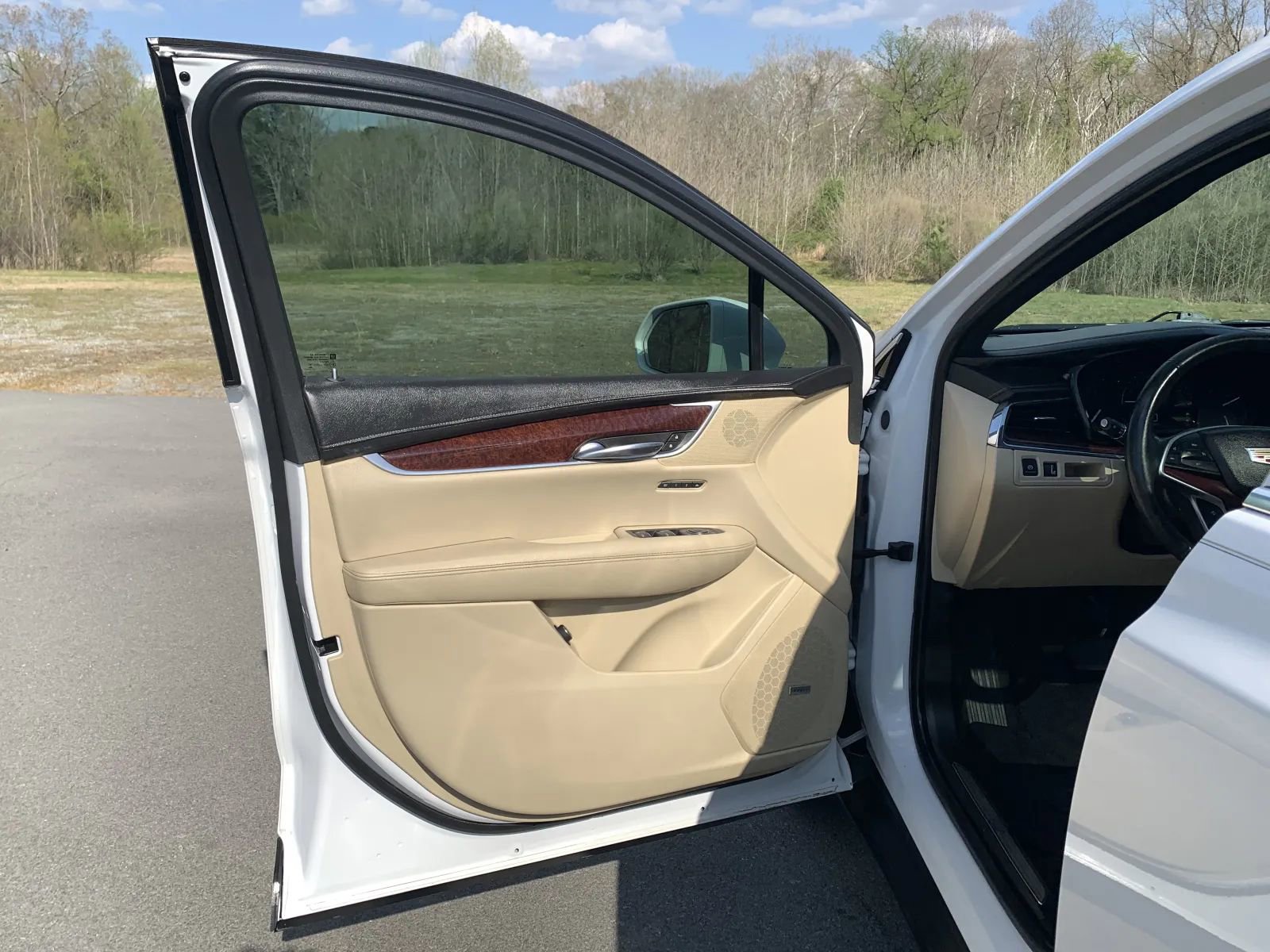 Used 2017 Cadillac XT5 Premium Luxury image 27