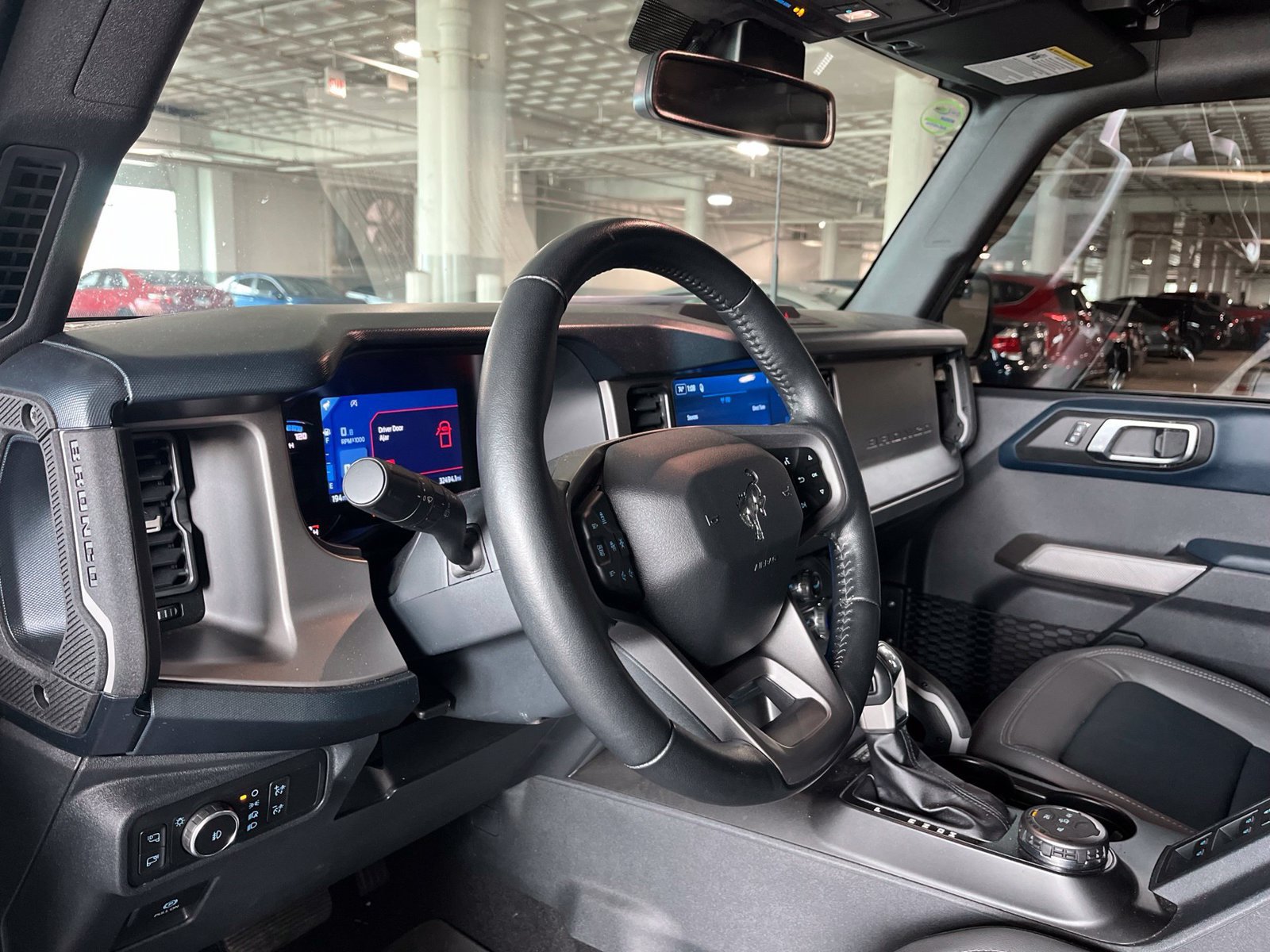 Used 2022 Ford Bronco Outer Banks AWD/4WD image 16