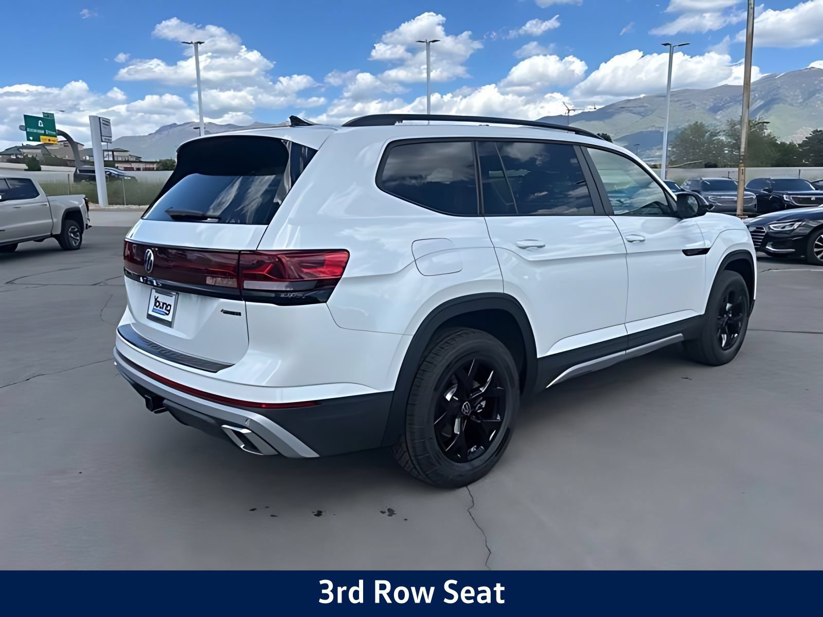 New 2026 Volkswagen Atlas Peak Edition AWD/4WD image 5