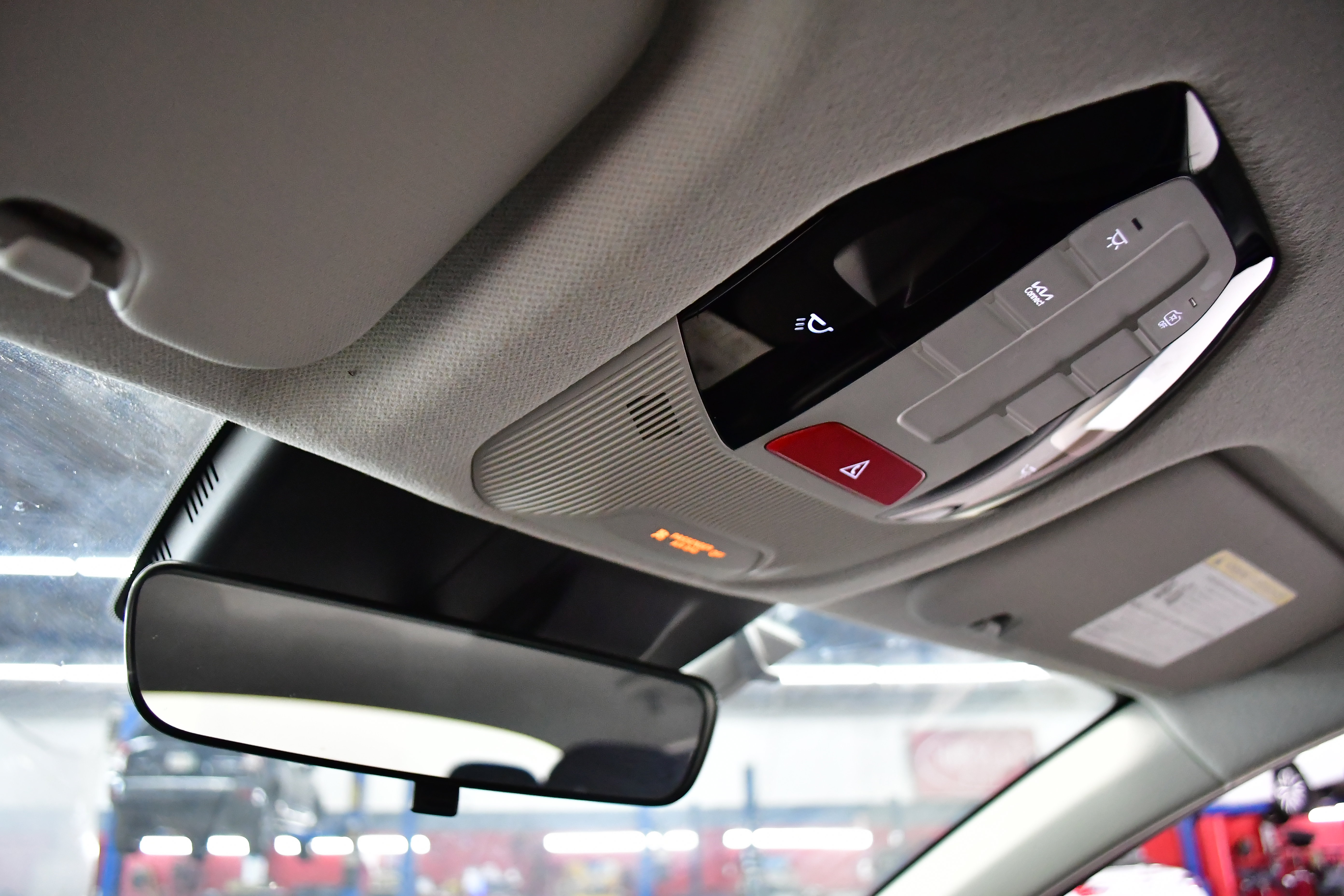 Used 2025 Kia K4 image 27