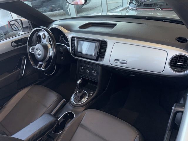 Used 2014 Volkswagen Beetle 2.5 image 9