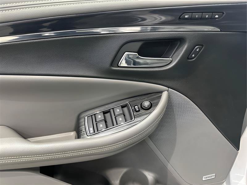 Used 2018 Chevrolet Impala Premier w/ Premier Confidence Package FWD image 11